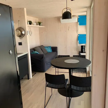 Villa Buqez 4 *