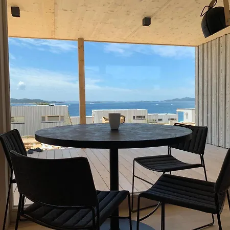 Buqez 4 Villa